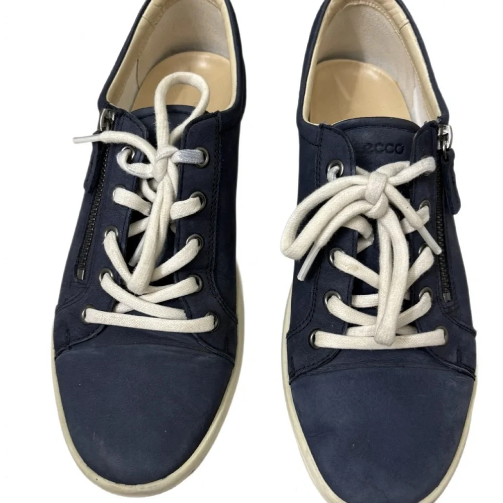 ECCO Women’s Soft 7 Lace-Up Sneakers Navy Size 9/9.5 Great Condition - Picture 3 of 8